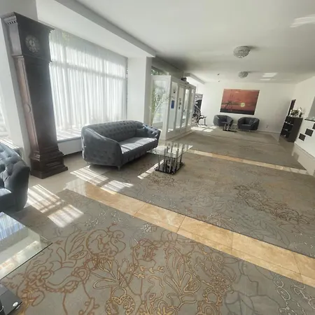 فندق Parc كرايوفا